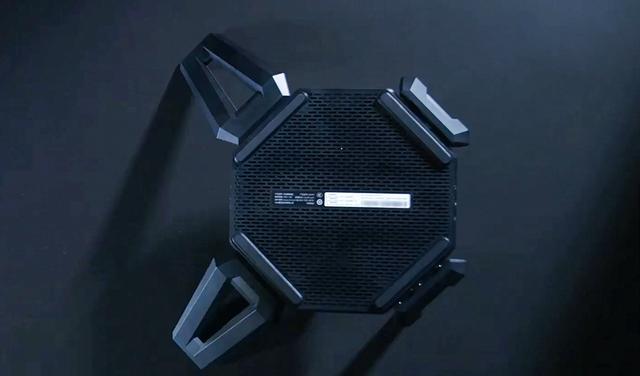 小米科技|1299的小米路由AX9000对比2899的华硕GT-AX11000如何？