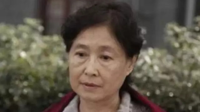 张嘉益|她是张嘉译的妈，国家一级演员，从未演过主角却越老越红