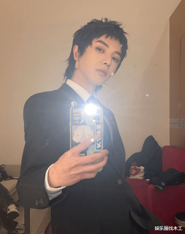 权志龙|权志龙生图曝光，其风格引热议，与华晨宇到底是谁模仿谁？