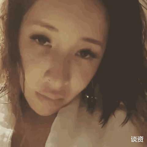 萧亚轩|42岁萧亚轩公开伤情，眼神迷离涣散，右脸明显凹陷触目惊心