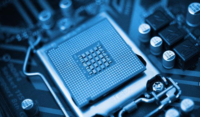 芯片|全方位“扼杀”中国芯?国内芯片巨头官宣,外媒:自食恶果了吧