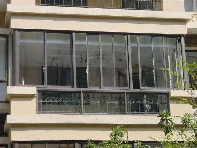 我家刚买的铝合金门窗,老师傅就催我赶紧换,听完才知道买错了!