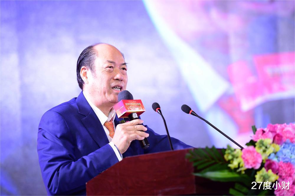 杨国强|碧桂园创始人杨国强,从穷小子到房产大亨,杨国强是如何发家的