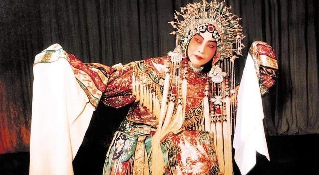 京剧|京剧三大害：外行领导、大师艺术家、世家子弟