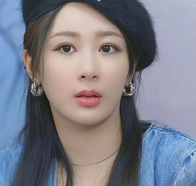 杨紫|30岁的杨紫参与直播活动，其面部状态成为焦点，央视果然没说错