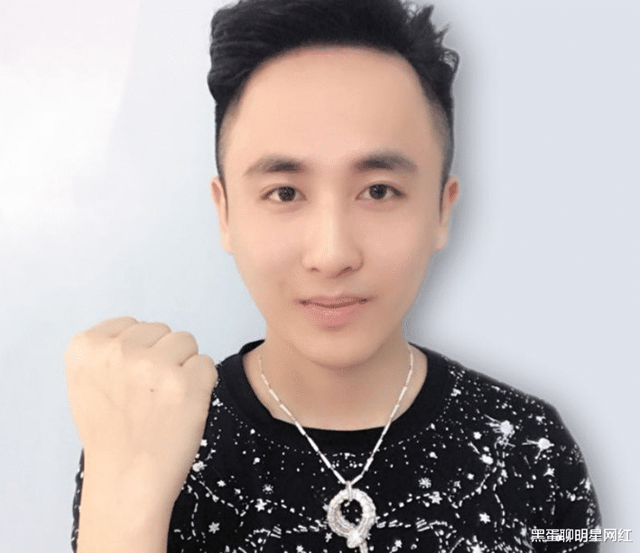 散打哥|天津李四盛赞散打哥，直言：曾经对他有成见，但现在让我非常感动