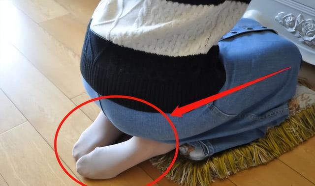 日本人进屋要脱鞋,遇到“脚臭”客人怎么办?日本美女的回答亮了