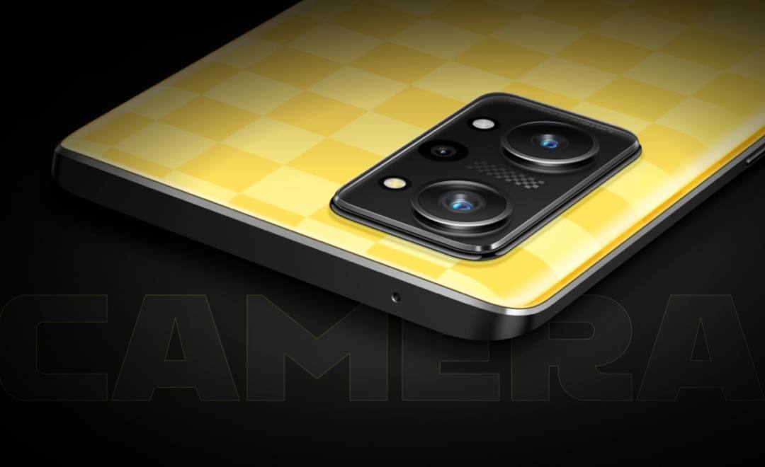 realme|骁龙870+E4直屏，这款性价比新机仅售1799元，还送TWS耳机！