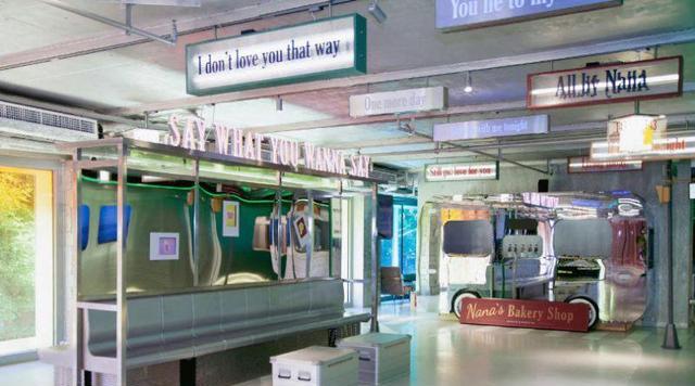 艺人力挺！欧阳娜娜艺术展被嘲土到爆！粉丝公开展会内部+收费反驳