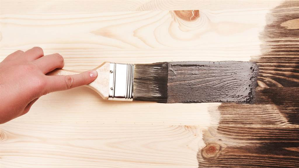 室内去除甲醛除异味最有效的方法是？