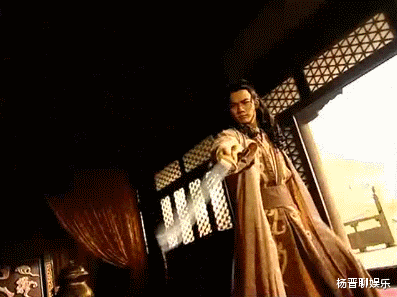 刘海 “龙须刘海”可别轻易尝试！有人仙气飘飘，有人酷似蟑螂精转世