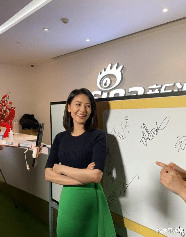 高圆圆|42岁高圆圆真实状态如何？看到生图，网友感慨不已