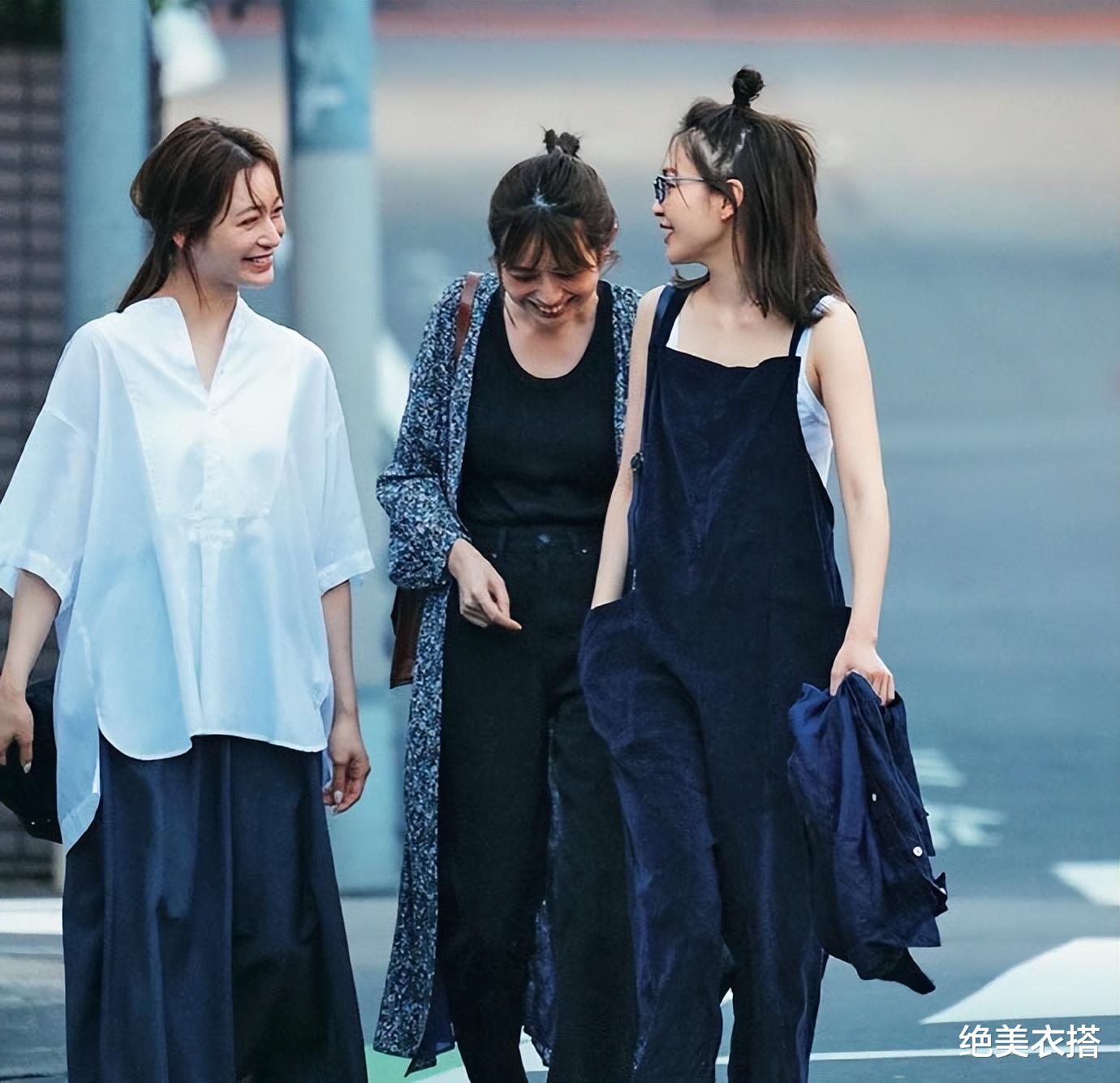 精辟!为什么穿对“领型”这么关键?5条穿搭重点,懂了才优雅啊