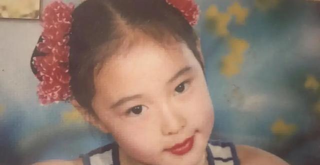 高叶|曾被富家养大低谷时遇贵人!靠《狂飙》出圈高叶妖艳魅惑