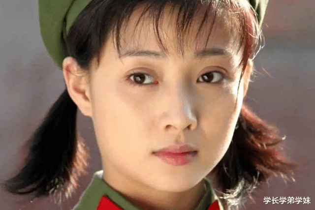 明星素颜|她年轻时迷死一大片男人，今41岁素颜仍很美，却不结婚不生孩子