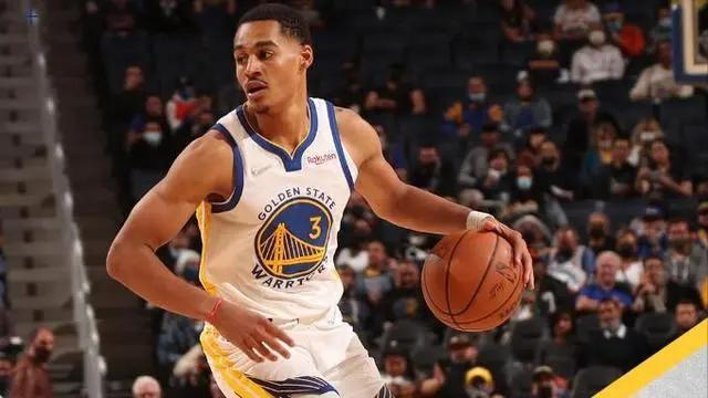 迈克尔·乔丹|迈克尔乔丹是全世界公认的篮球之神，而在现役NBA有一位球员也以之自居