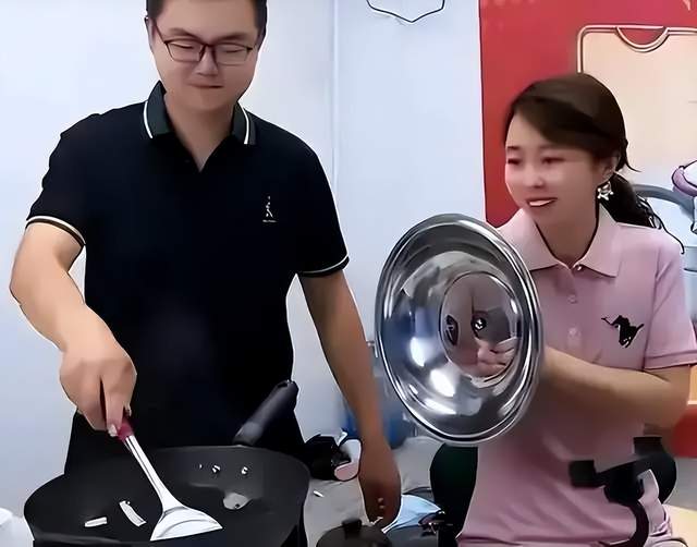 许敏|风波后田静掉粉速度飞快，恐会影响直播业绩，姚威带家人冒雨游玩