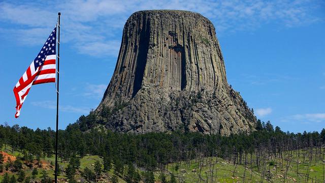 火山|高度不到300米的石头：每年有40多万人来攀登，能登顶的却不过1%
