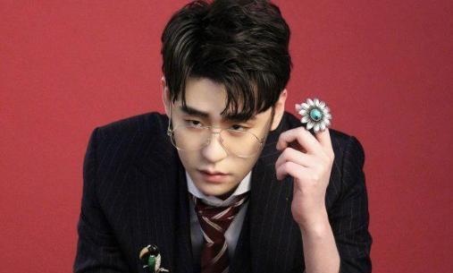 镜双城|官方点名批评张云雷？毕生难忘的石家庄专场，这一天发生了何事？