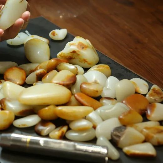 戈壁|盛世和田玉 | 爆“料”小课堂