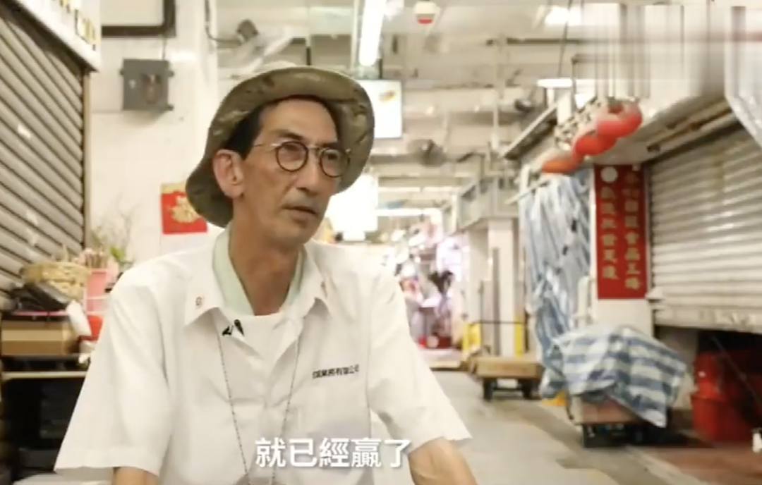 影帝|提名影帝时,他在菜市场管理厕所