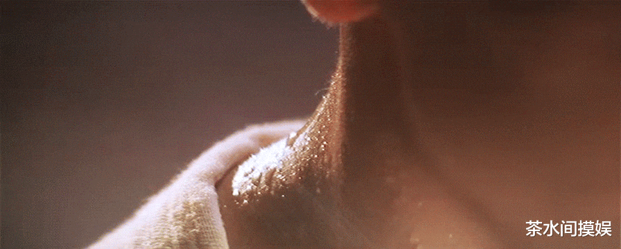 吴京|同是演和尚，怎么有人“人间真实”，有人却长发胡茬一个也不落？