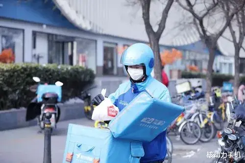 美团|美团抽点那么高，一个小镇是否可以联合所有外卖商家，弄一个专属外卖app？
