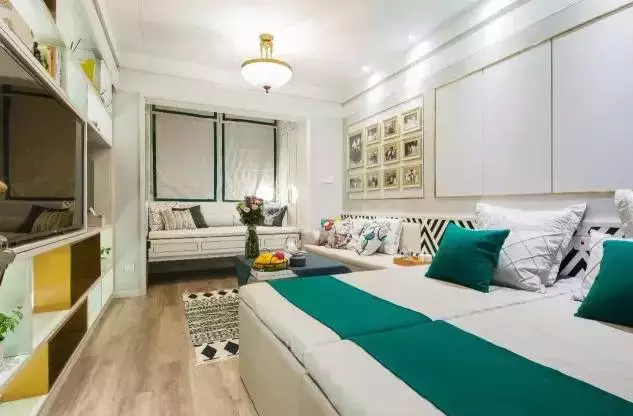 买房子38㎡就够,三室两厅还有衣帽间和家庭影院!