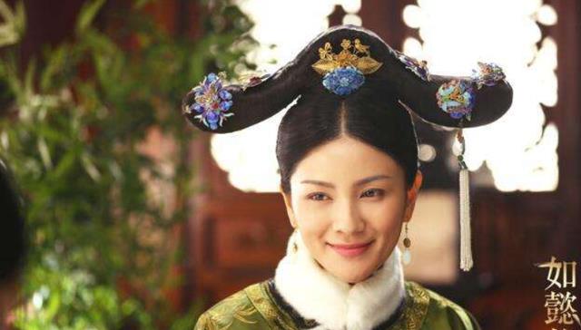 胡可|胡可年轻的时候太好看了，如今重回娱乐圈，她却在快速苍老