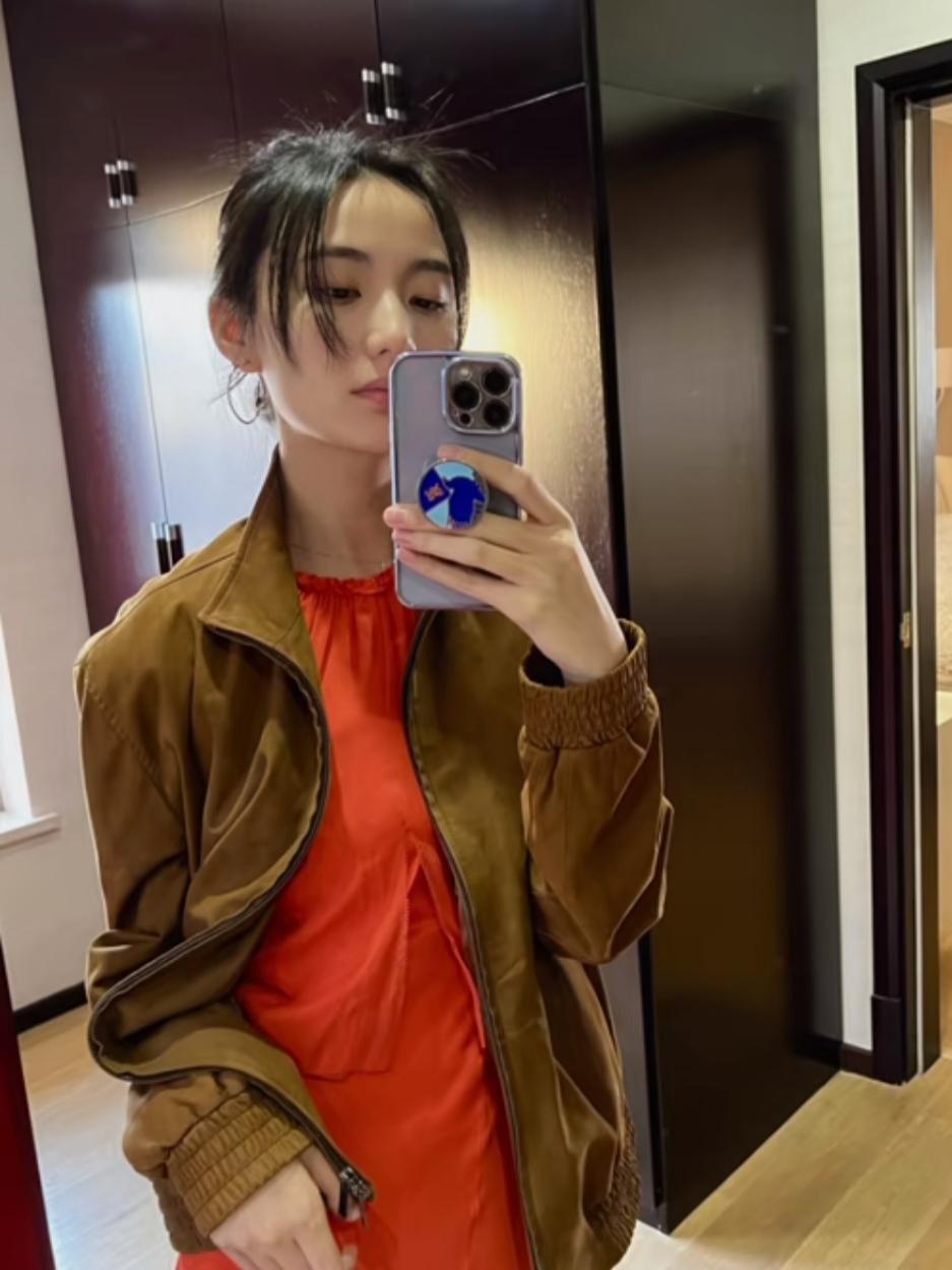 李亚鹏|海哈金喜在家穿男装,李亚鹏说勤俭持家,获赞比王菲有烟火气