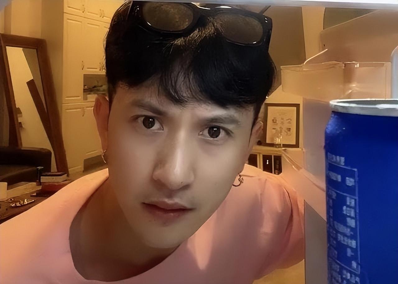 刘洲成|将怀孕妻子打流产,以“家暴男”形象疯狂输出,饭圈还有没有底线