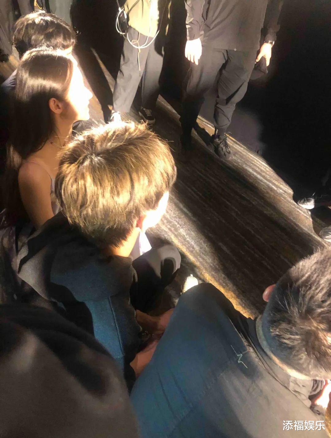 易烊千玺|网友见过易烊千玺后，用这个词形容他的长相