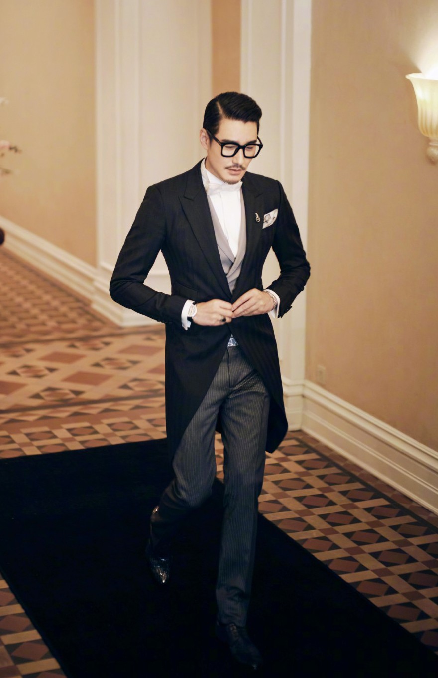 陆仙人|陆仙人要替代胡兵“中国第一男模”的位置?这不是痴人说梦吗