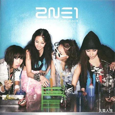 2ne1 神了！科切拉的风竟然把2NE1吹回来了！
