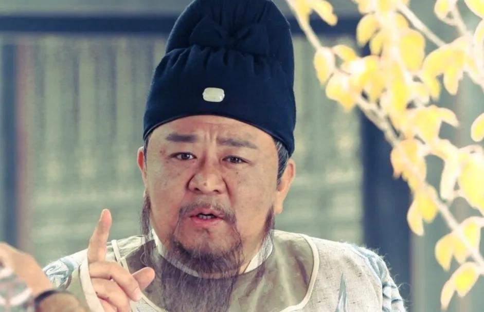 梁冠华|梁冠华：靠“狄仁杰”走红，因太胖而自卑，却又娶了人艺女神为妻