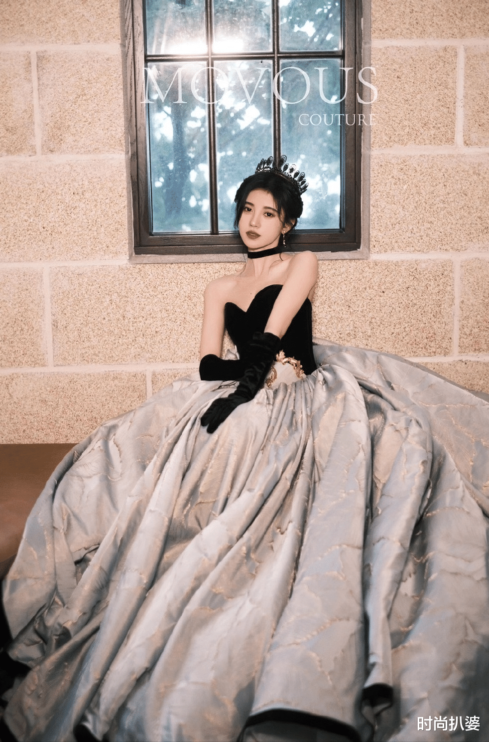 高定|出圈就要穿高定？马凡舒战袍皆为国产，鞠婧祎爆款裙也是中国设计