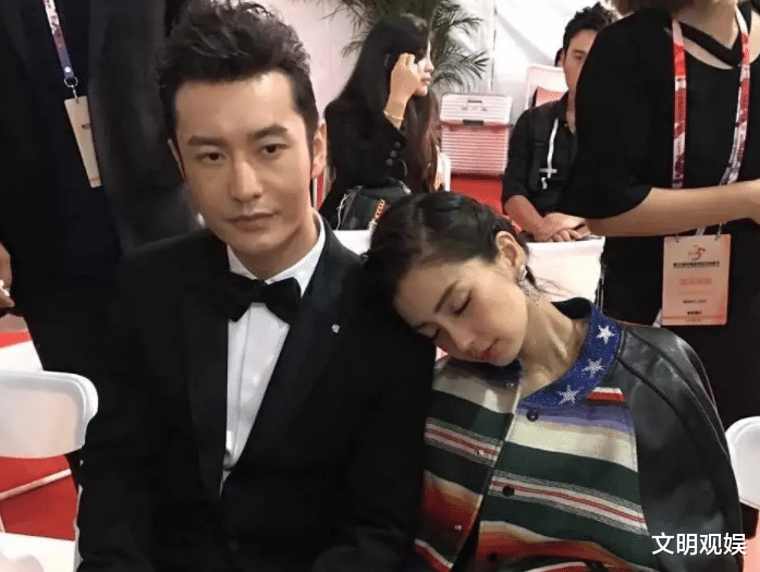 Angelababy|杨颖罕见秀恩爱，参加发布会戴婚戒，同黄晓明的感情如何一目了然