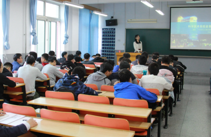 求职|毕业才发现,“工科女”和“师范女”差别很大,结婚后可能更明显