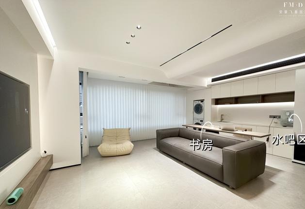 尝试过沙发不靠墙,就不想再换回来了!往前挪2米,多个书房+水吧