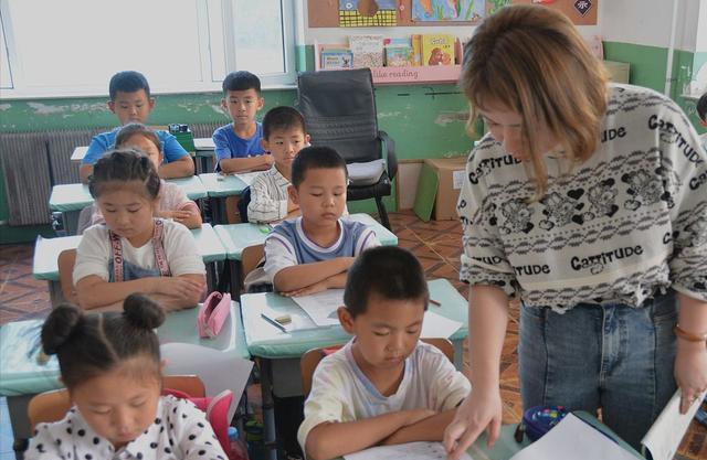 得分王|中小学教师招聘门槛再次提升，一岗难求，师范生就业遇难题
