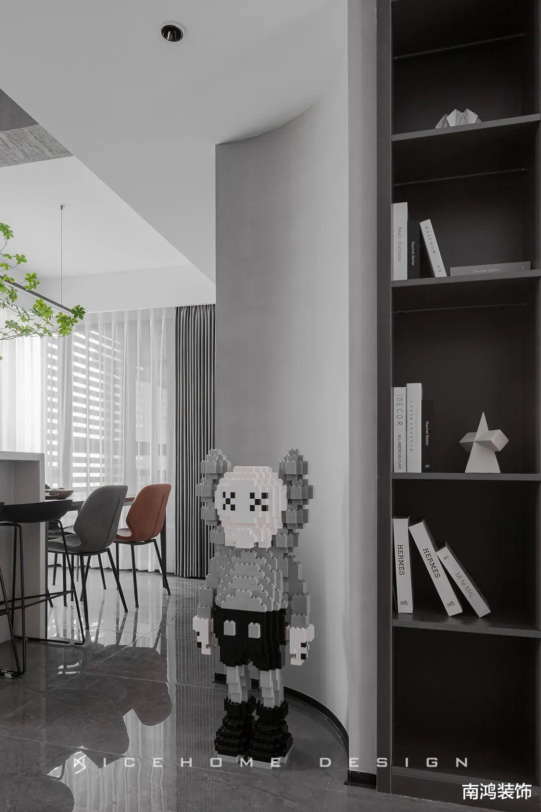 温柔灰包裹的二人居,自由感与浪漫感的双重收获!