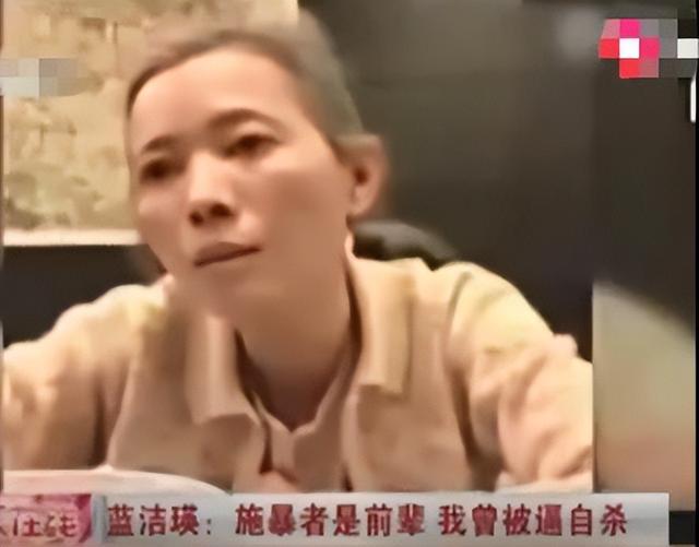 曾志伟|曾志伟：700位艺人助阵寿宴，金像奖为他改期，却被儿媳丢尽脸面