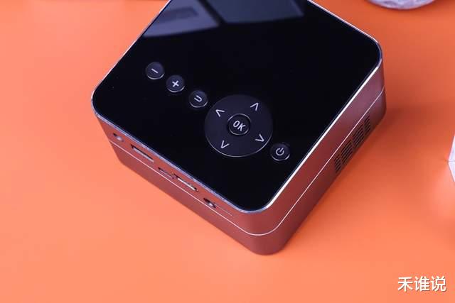 索诺|行走的家庭影院，索诺克P1T家用投影仪评测