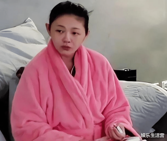 伊能静|伊能静晒小米粒高清正脸照，称女儿思念外婆高兴落泪，大S被骂惨