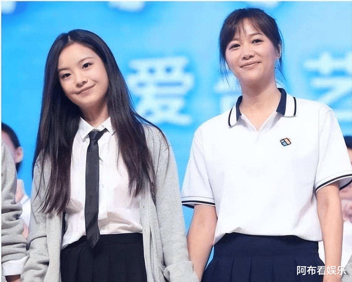 李庚希|三里屯三公主：京圈新势力，出道即巅峰，00后小花就看她们仨？