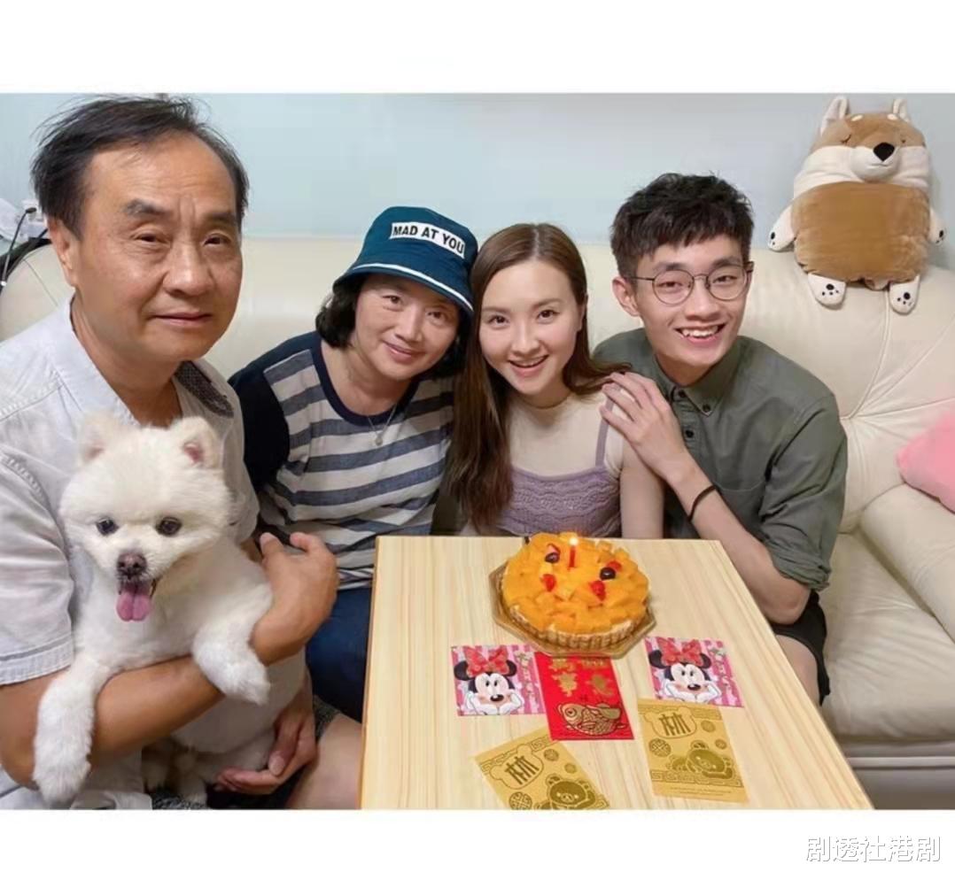 林欣彤|疑似中招!香港人气女歌手自曝有明显病征,但多次检测结果不一