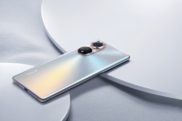 华为荣耀|买荣耀还是选小米?不吹不黑,理性分析3点就明白了