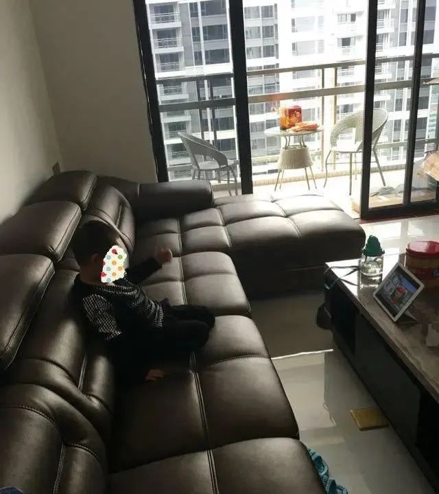 晒晒我家120平新房,老公花42万装修,客厅的电视墙很多人没见过