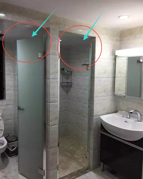 老公硬要在卫生间装两个门,我们大吵一架,完工后发现他真机智!