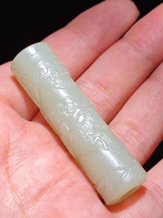 和田玉籽料|清乾隆 和田玉籽料 狩猎图 诗文 玉勒子 挂件把件